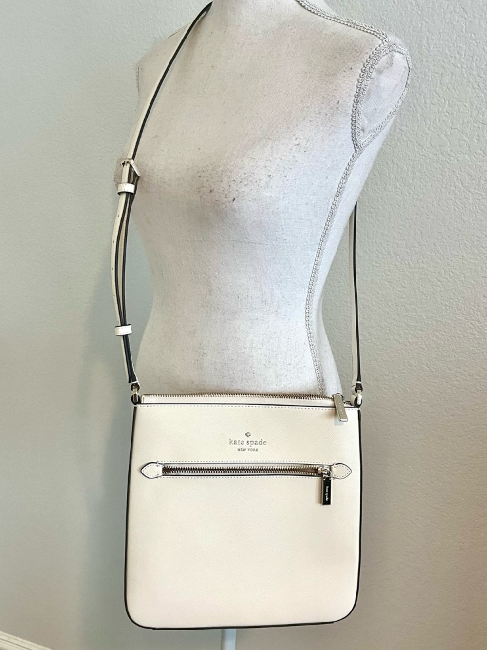 Kate Spade White Crossbody Bag - Picture 3 of 6